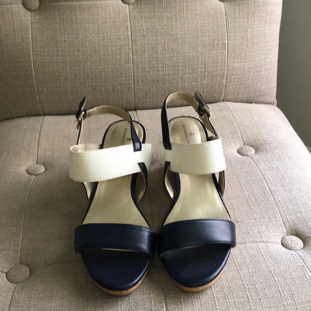 Bandolino cork wedge